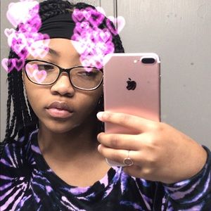 Meet your Posher, Amya